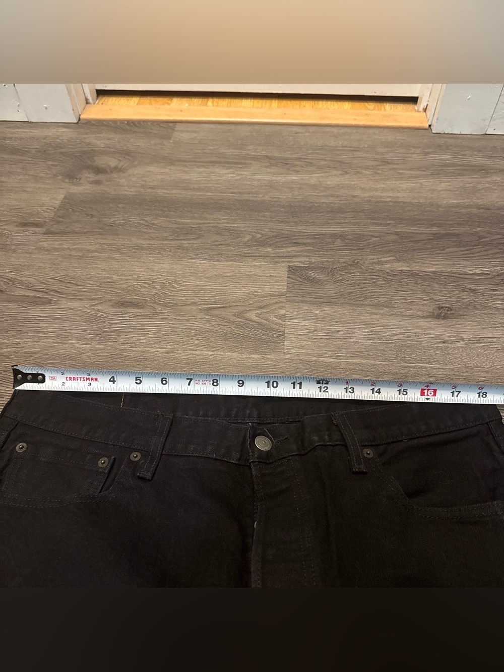 Levis 501 Denim Jeans - Picture 5 of 7
